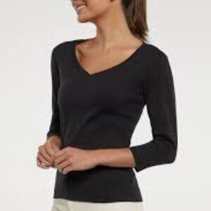 Three Dots deep V neck 3/4 shirt. Deep Navy.  Small S